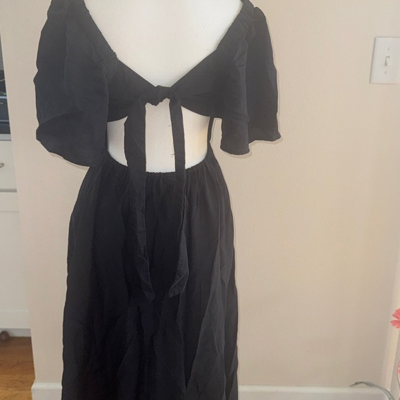 Sundress Black Smocked A-Line Midi Skirt - Picture 4 of 6